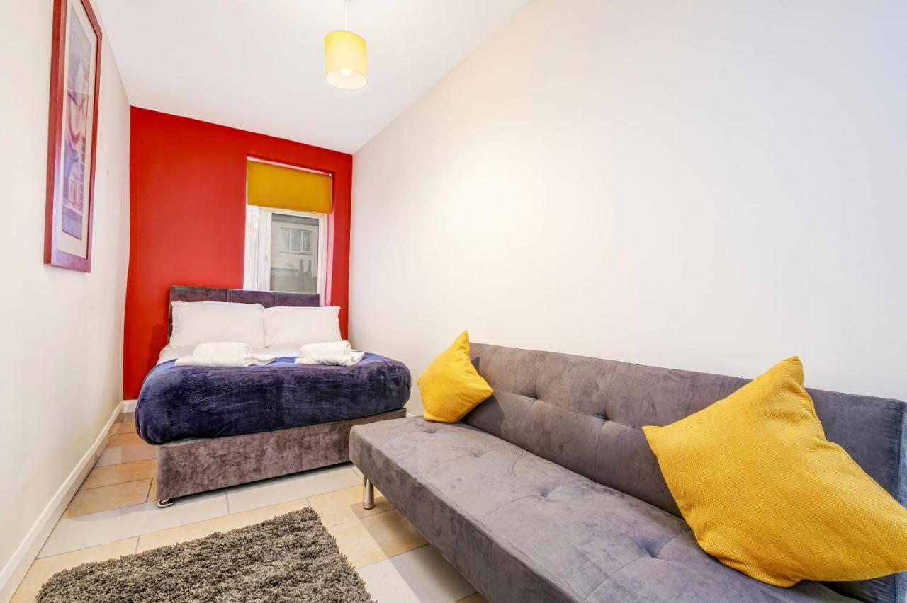 Fernbank Rooms Sudbury Hill, Harrow, Self-Contained Studios With En-Suite Harrow on the Hill Екстер'єр фото