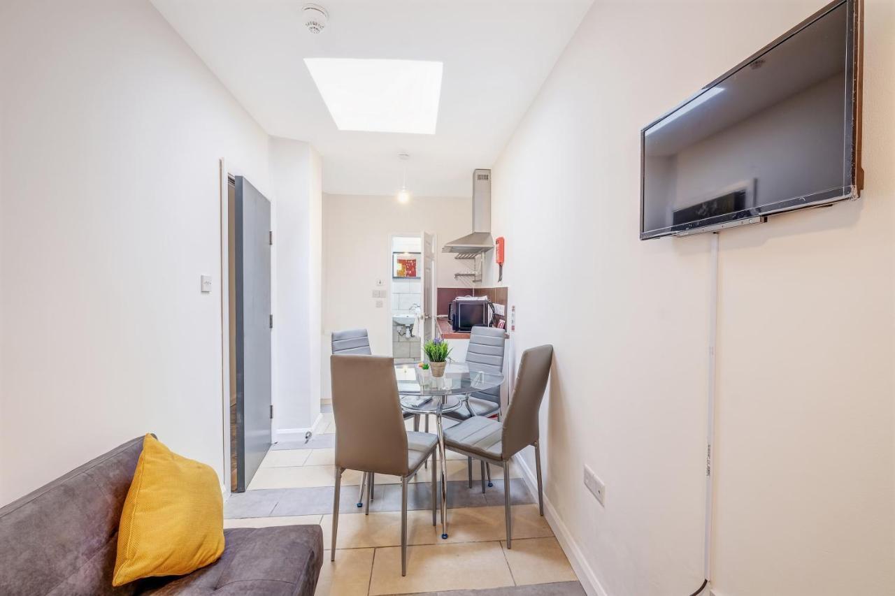 Fernbank Rooms Sudbury Hill, Harrow, Self-Contained Studios With En-Suite Harrow on the Hill Екстер'єр фото