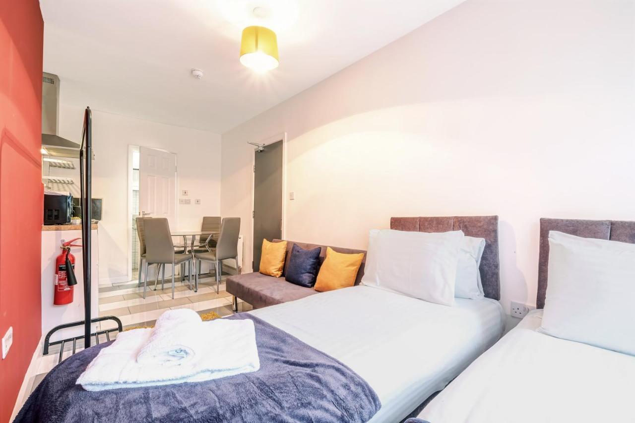 Fernbank Rooms Sudbury Hill, Harrow, Self-Contained Studios With En-Suite Harrow on the Hill Екстер'єр фото